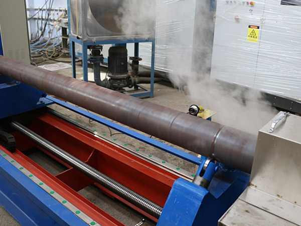 Concrete pump tube automatic quenching production line